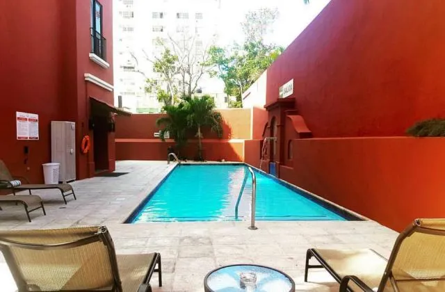 Courtyard by Marriott Santo Domingo piscine